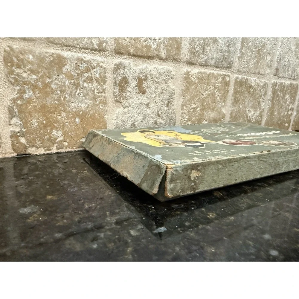 Vintage Griswold Famous Patty Molds in the Original Box Patty Iron Molds